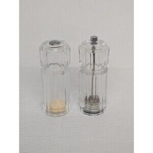 Vintage Olde Thompson Clear Ribbed Lucite Salt Shaker Pepper Grinder Set 5.25"